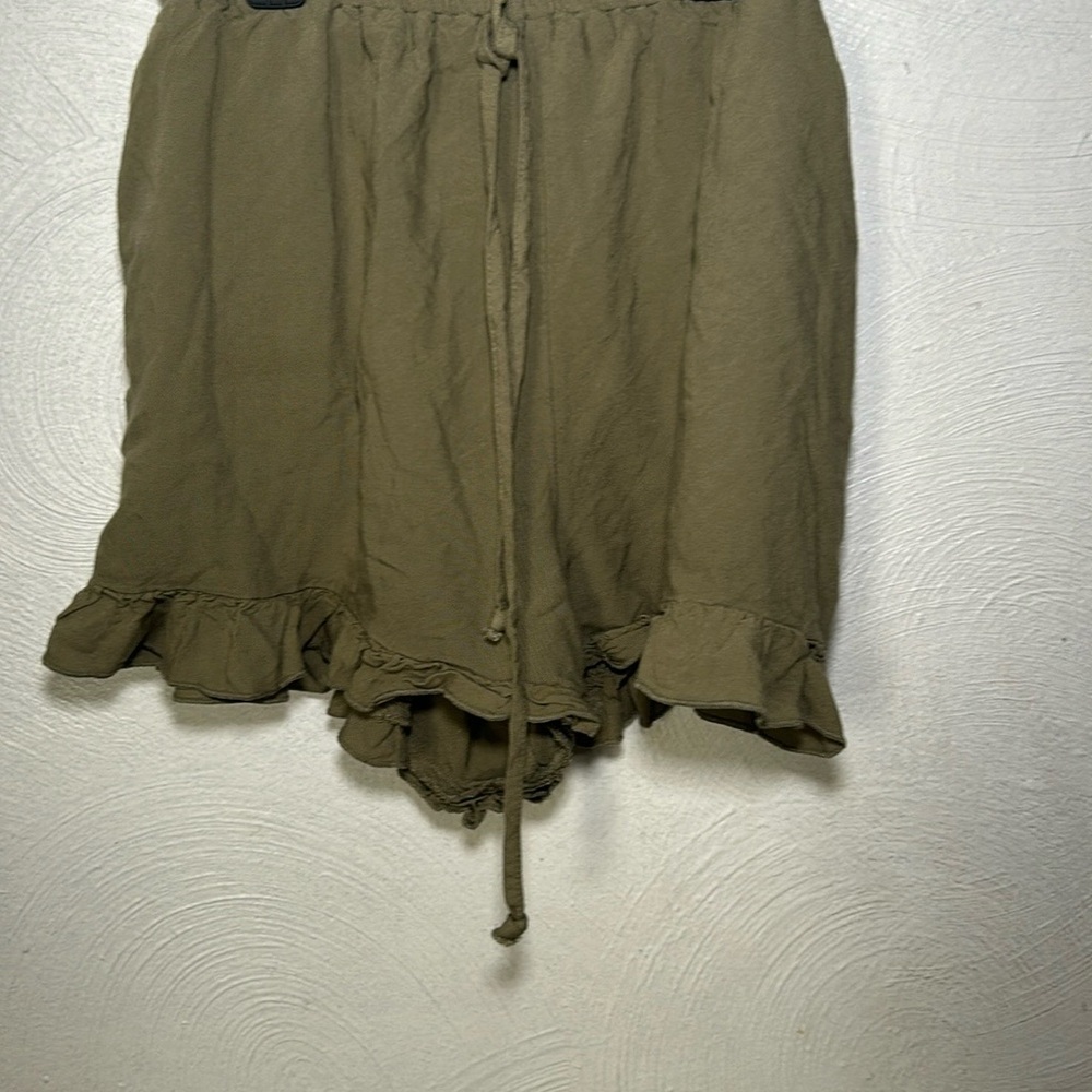Khaki Ruffle Hem Shorts with Drawstring - Picture 3 of 4